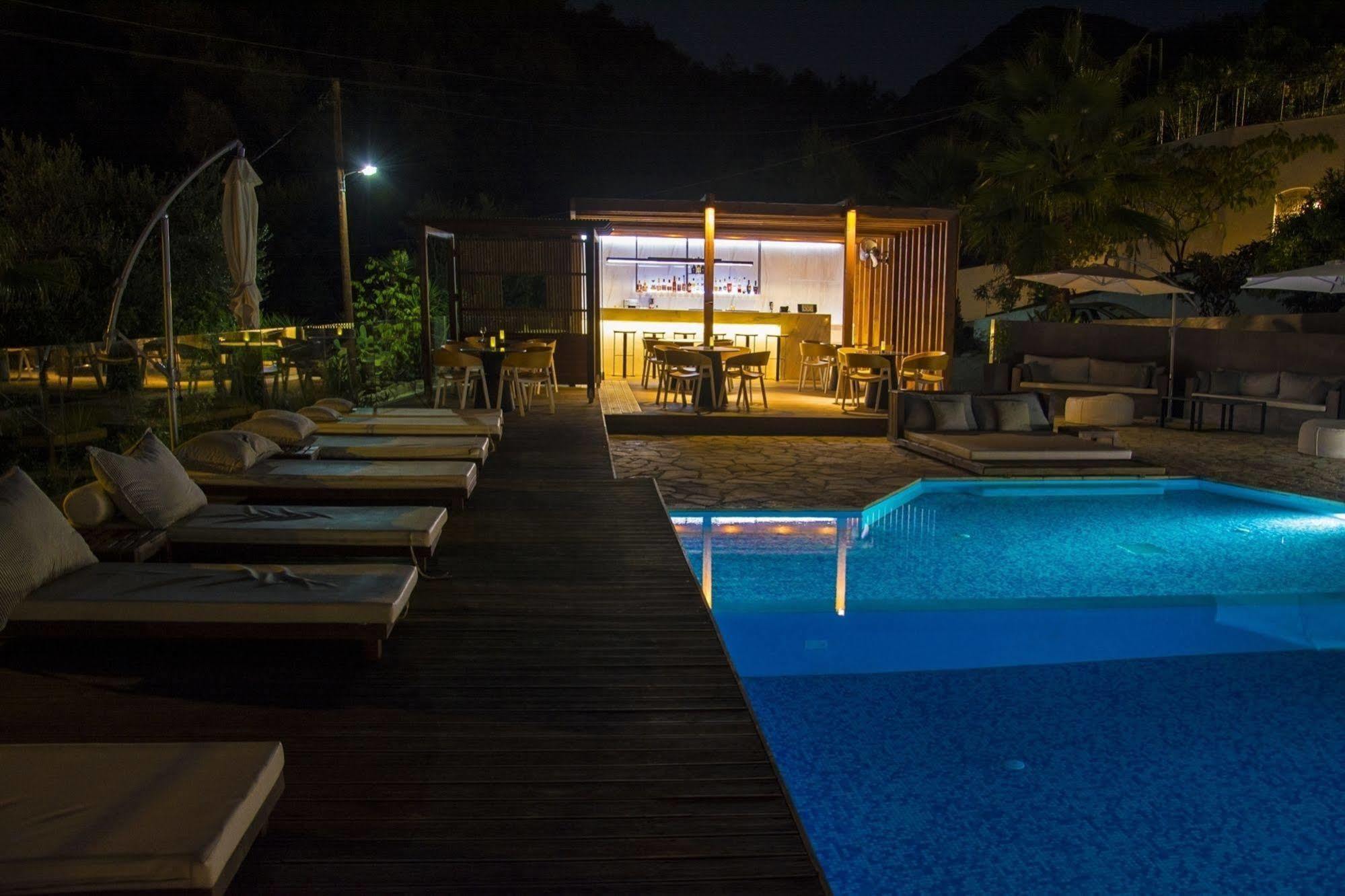 Ionian Eye Design Studios & Spa 메손기 외부 사진