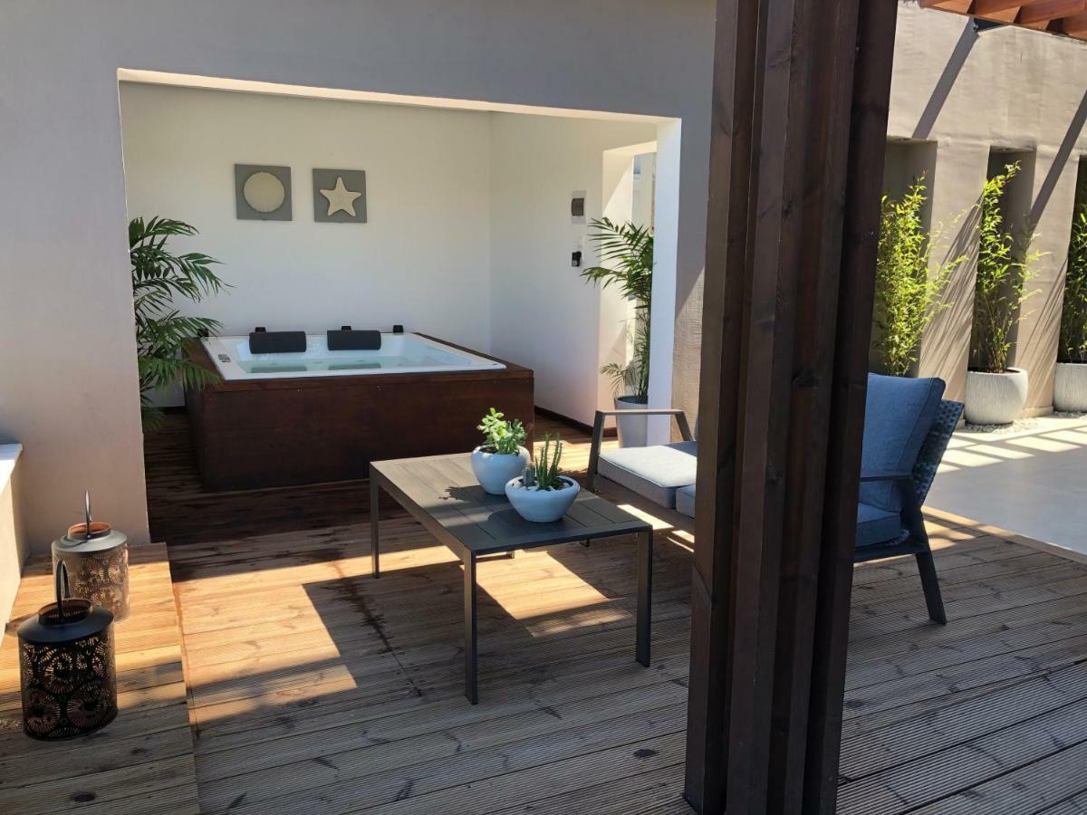 Ionian Eye Design Studios & Spa 메손기 외부 사진